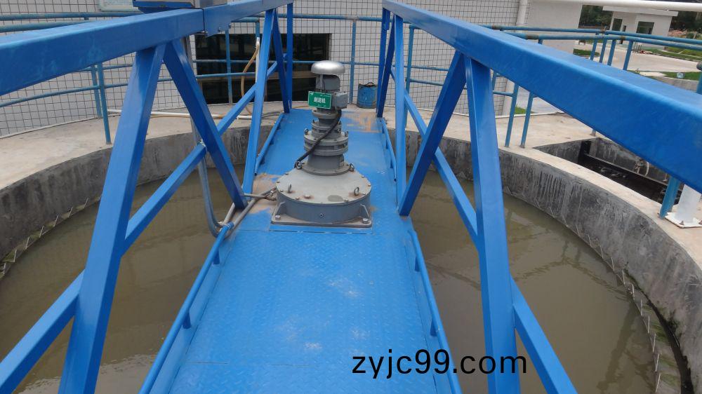 清(qing)遠某某垃(la)圾場(chang)