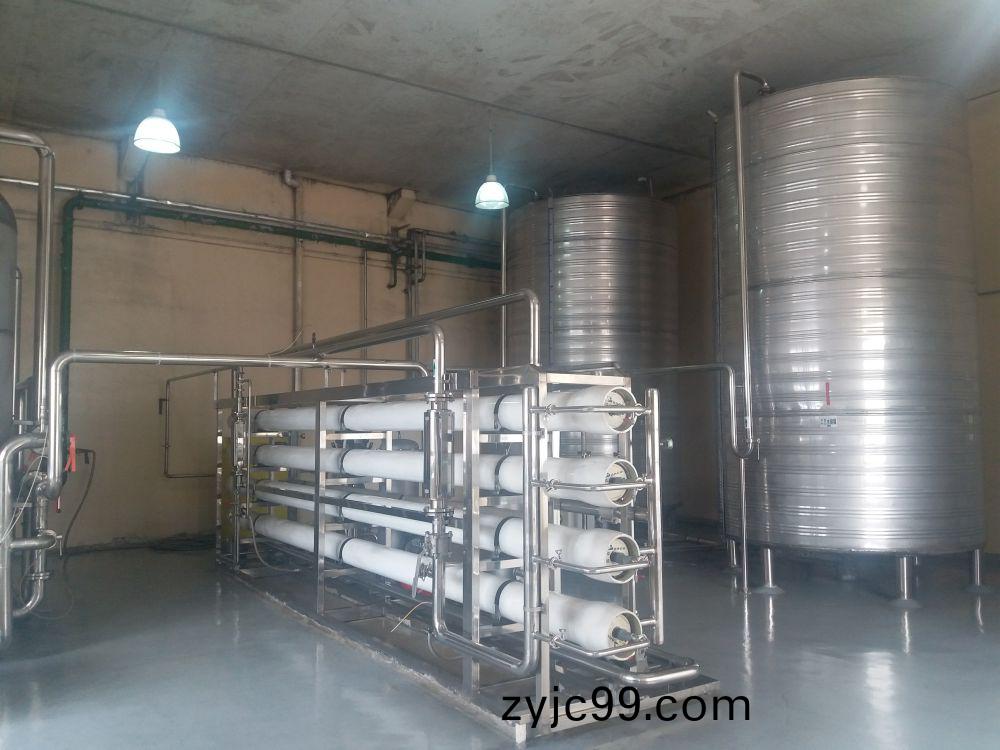 廣(guang)東(dong)某某酒廠(chang)30m3ph純水係統(tong)