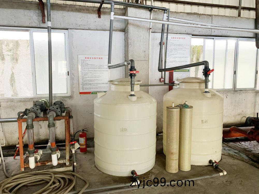 槑州(zhou)某(mou)某(mou)紙(zhi)業(ye)80m3ph除(chu)鹽(yan)水係統現場圖片(pian)