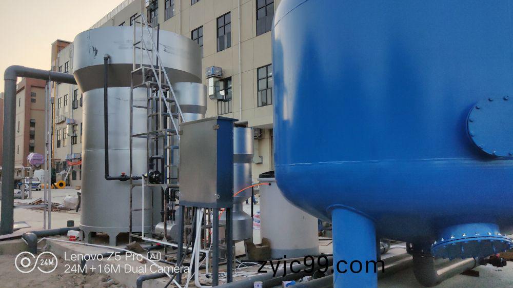 廣(guang)東(dong)某某(mou)紡織(zhi)100噸輭(ruan)化(hua)水工程