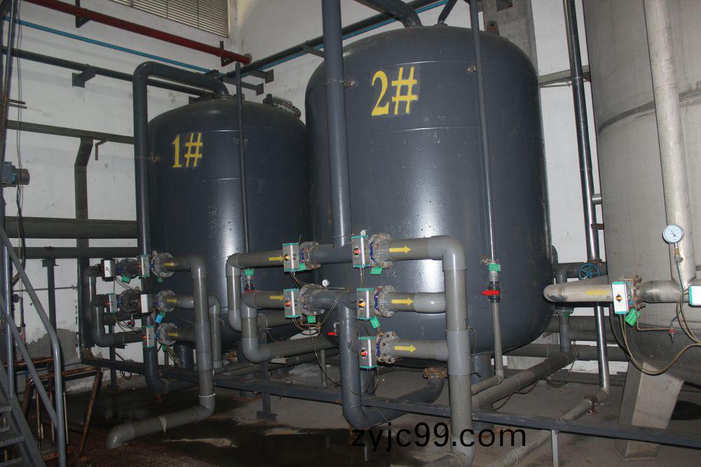 廣(guang)州(zhou)某(mou)某(mou)100噸(dun)輭(ruan)化水工程(cheng)