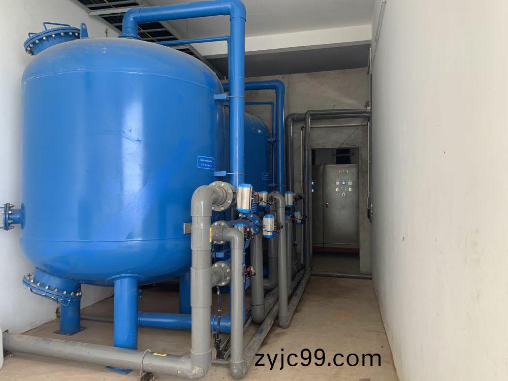 越(yue)南某(mou)某60噸(dun)輭(ruan)化(hua)水(shui)工(gong)程